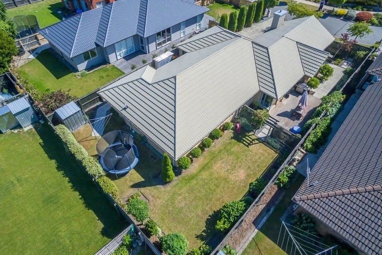 Photo of property in 1 Bayliss Close, Northwood, Christchurch, 8051