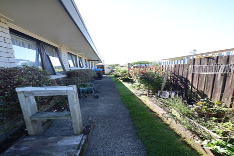 Photo of property in 14 Emmett Street, Greerton, Tauranga, 3112