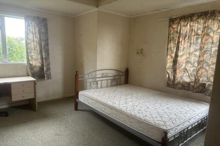 Photo of property in 15 Lewis Road, Pakuranga, Auckland, 2010