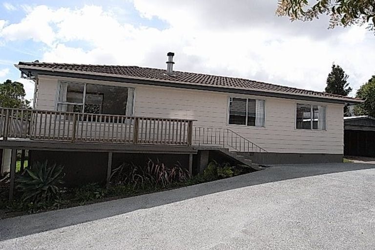 Photo of property in 35 Gallony Avenue, Massey, Auckland, 0614