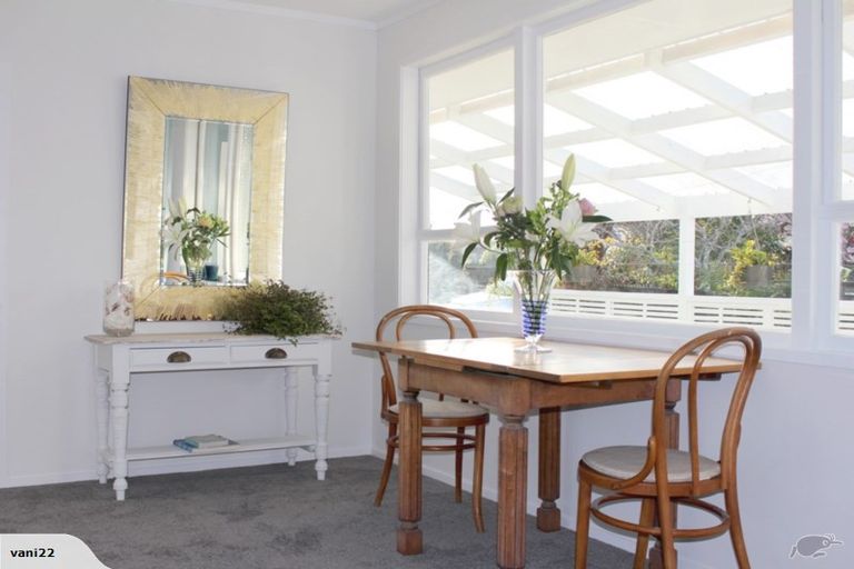 Photo of property in 37a Hatton Road, Orewa, 0931