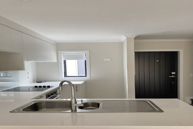 Photo of property in 26/125b Metcalfe Road, Ranui, Auckland, 0612