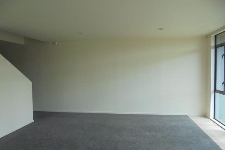 Photo of property in 13/3 Erewhon Place, Birkdale, Auckland, 0626