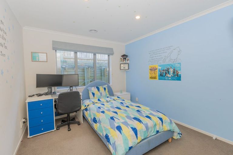 Photo of property in 9 Foxham Terrace, Churton Park, Wellington, 6037