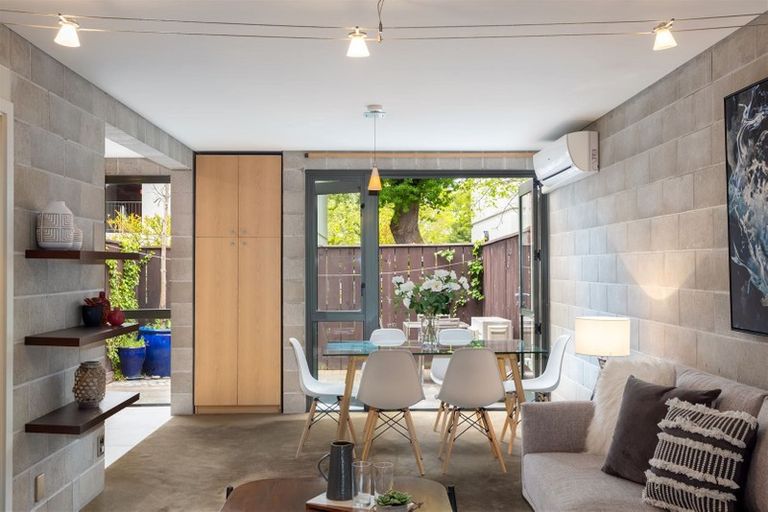 Photo of property in 7/868 Colombo Street, Christchurch Central, Christchurch, 8013