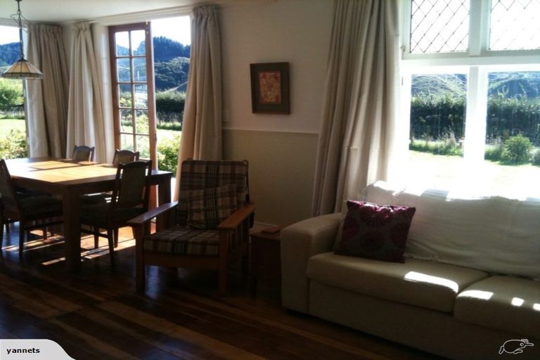 Photo of property in 233b North Manakau Road, Manakau, Levin, 5573