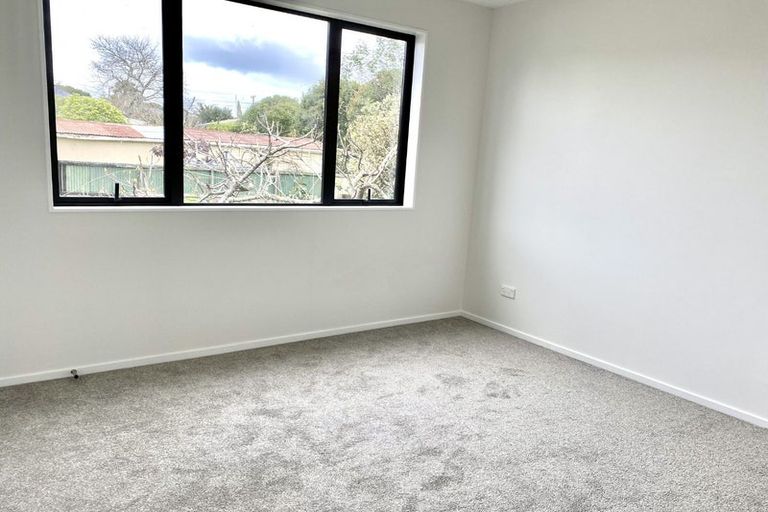 Photo of property in 8/6 Kereru Street, Henderson, Auckland, 0612