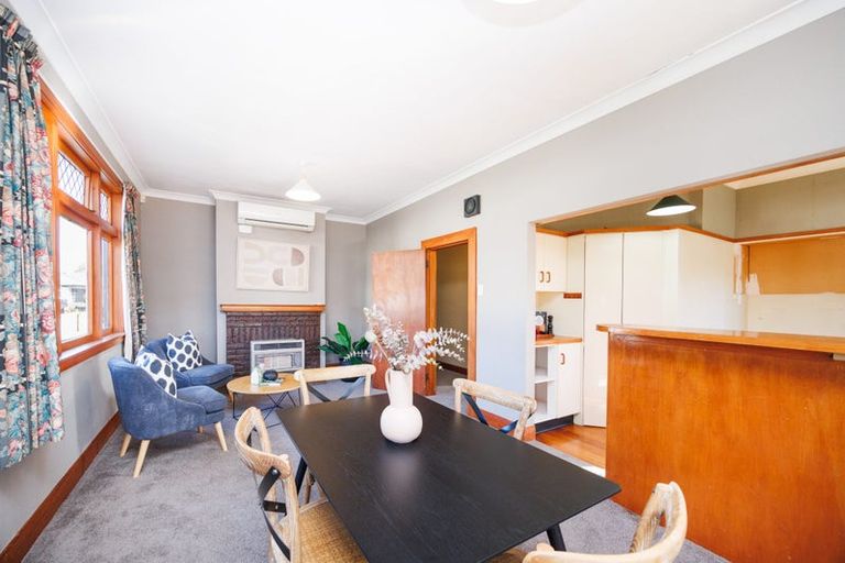 Photo of property in 28 Karina Terrace, Roslyn, Palmerston North, 4414
