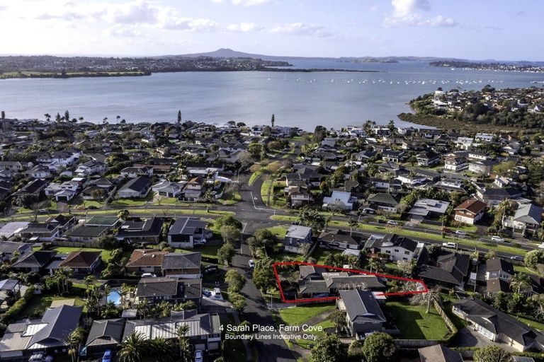 Photo of property in 4 Sarah Place, Farm Cove, Auckland, 2012