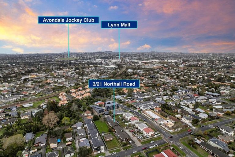 Photo of property in 3/21 Northall Road, New Lynn, Auckland, 0600