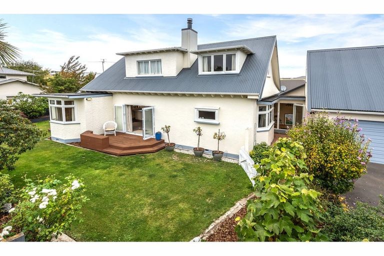 Photo of property in 8 Kauri Street, Riccarton, Christchurch, 8041