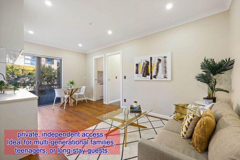 Photo of property in 41 Compass Way, Half Moon Bay, Auckland, 2012