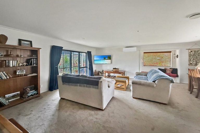 Photo of property in 1/7 Kathleen Place, Rainbow Point, Taupo, 3330