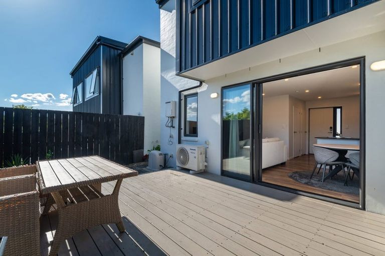 Photo of property in 7/36 Kaipatiki Road, Glenfield, Auckland, 0629