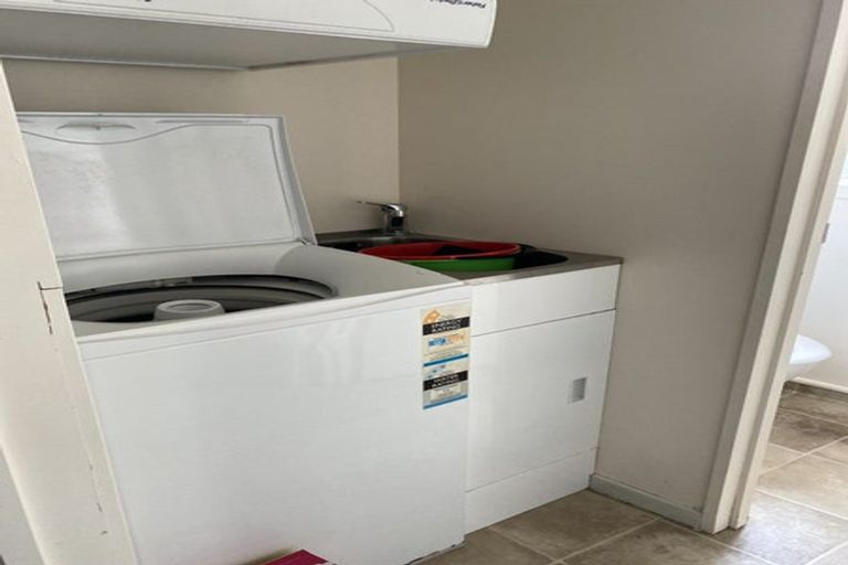 Photo of property in 126 Harbour Terrace, North Dunedin, Dunedin, 9016