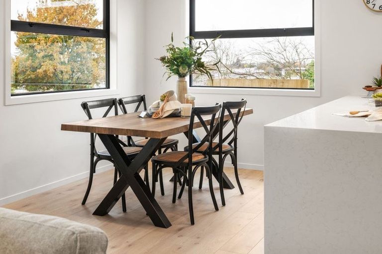 Photo of property in 1/143 Clarence Street, Riccarton, Christchurch, 8011