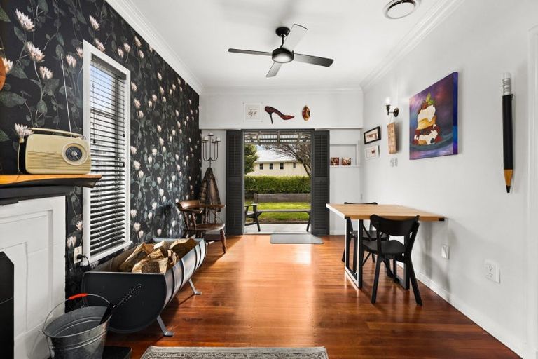 Photo of property in 4 Higgins Street, Marewa, Napier, 4110