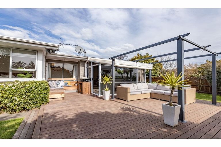 Photo of property in 2 Lomond Place, Woolston, Christchurch, 8062