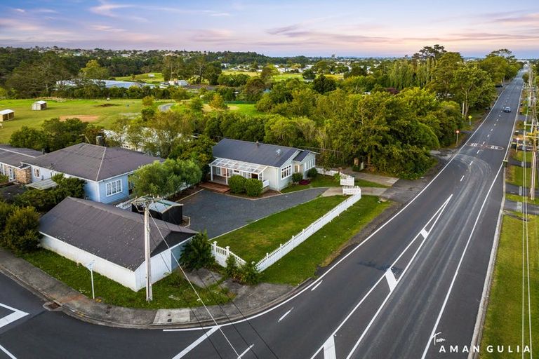 Photo of property in 221 Henderson Valley Road, Henderson, Auckland, 0612
