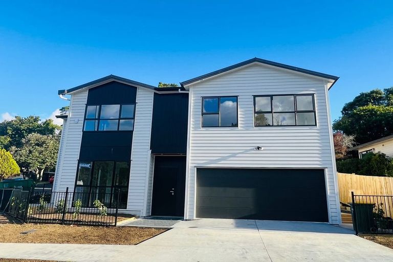 Photo of property in 46 Topliss Drive, Northcross, Auckland, 0632