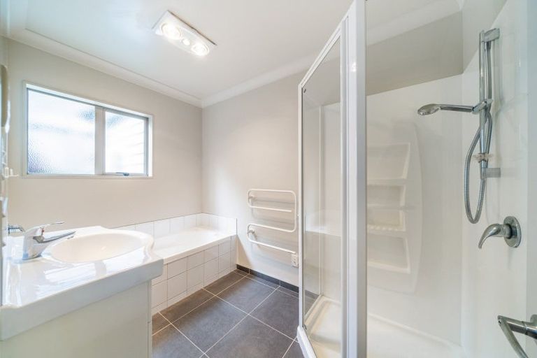 Photo of property in 35 Staithes Drive North, Whitby, Porirua, 5024