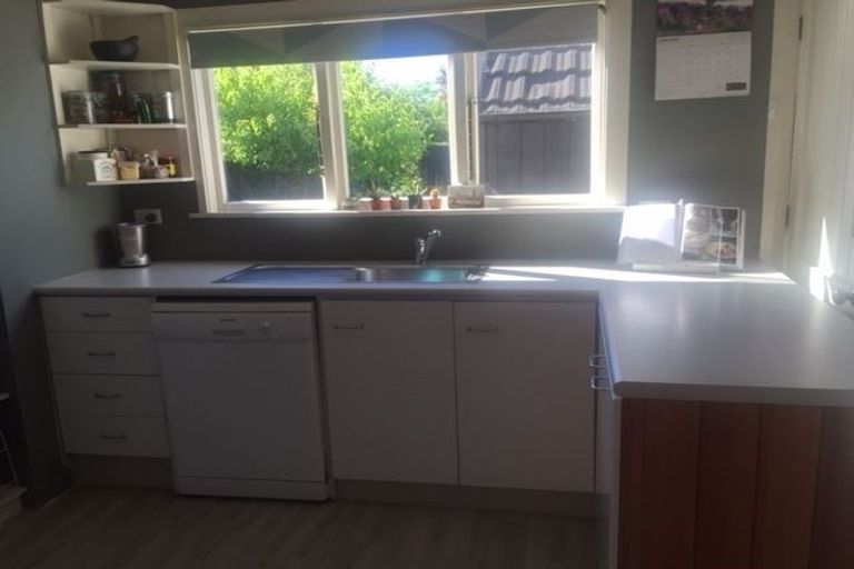Photo of property in 204 Westminster Street, Mairehau, Christchurch, 8013