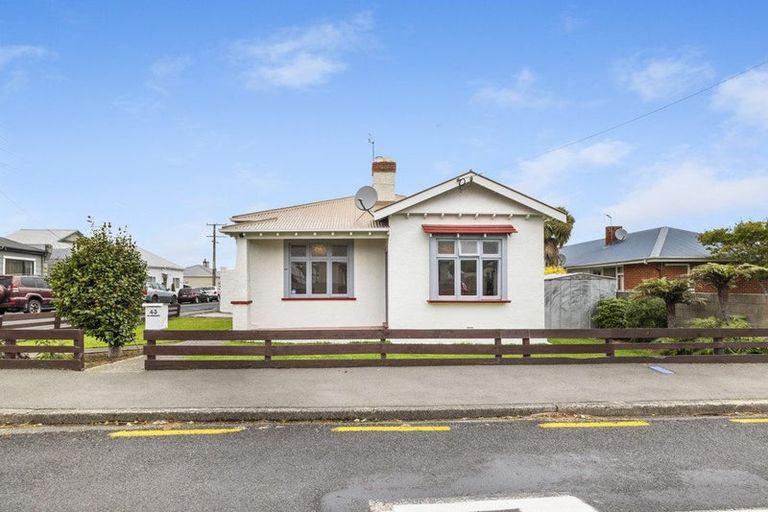 Photo of property in 43 Melbourne Street, South Dunedin, Dunedin, 9012