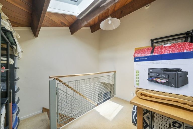 Photo of property in Metro Apartments, 11/220u Thorndon Quay, Pipitea, Wellington, 6011