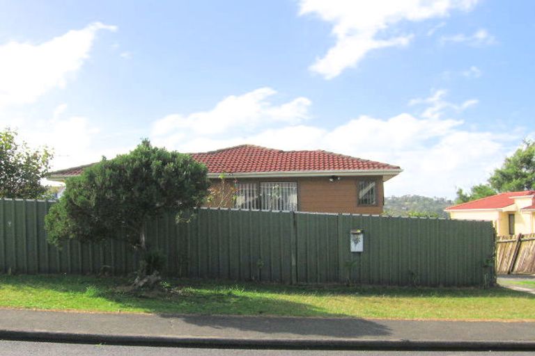 Photo of property in 31 Pisces Road, Glen Eden, Auckland, 0602