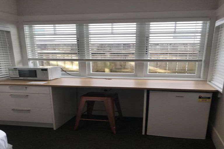 Photo of property in 3f2- Islington Street, Trentham, Upper Hutt, 5018