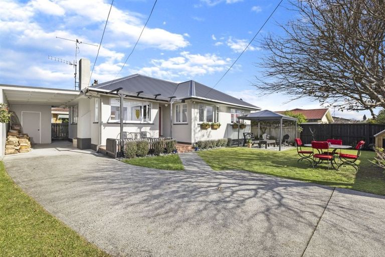 Photo of property in 19a Pemberton Crescent, Greerton, Tauranga, 3112