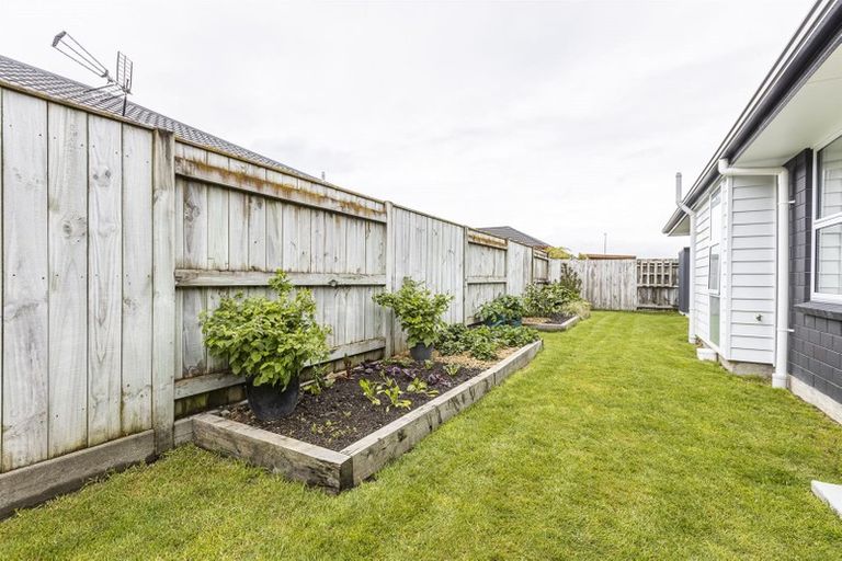 Photo of property in 14a Pegasus Place, Kelvin Grove, Palmerston North, 4414