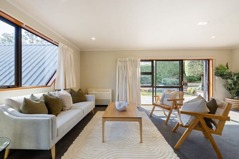 Photo of property in 5 Shalamar Drive, Cashmere, Christchurch, 8022