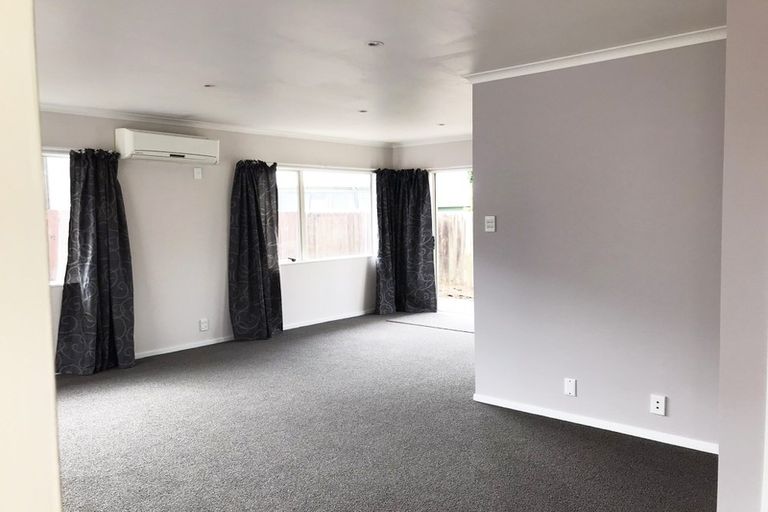 Photo of property in 1/8 Glenburn Place, Papakura, 2110