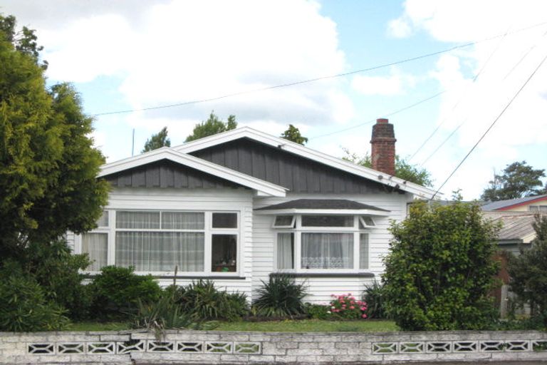 Photo of property in 124 North Avon Road, Richmond, Christchurch, 8013