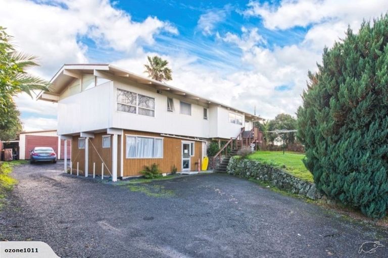 Photo of property in 68a Great South Road, Papakura, 2110