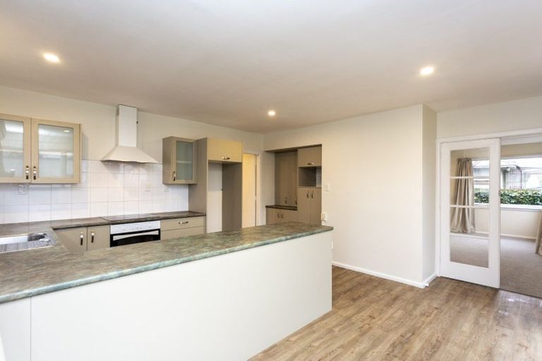 Photo of property in 32 Hounslow Street, Ilam, Christchurch, 8041