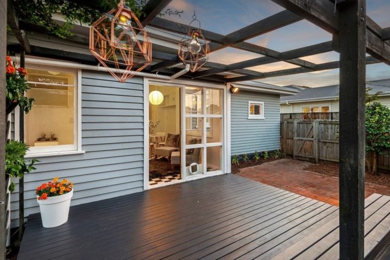 Photo of property in 38 Hinemoa Street, Spreydon, Christchurch, 8024