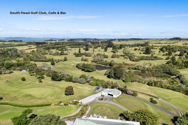 Photo of property in 48 Omana Avenue, Shelly Beach, Helensville, 0874