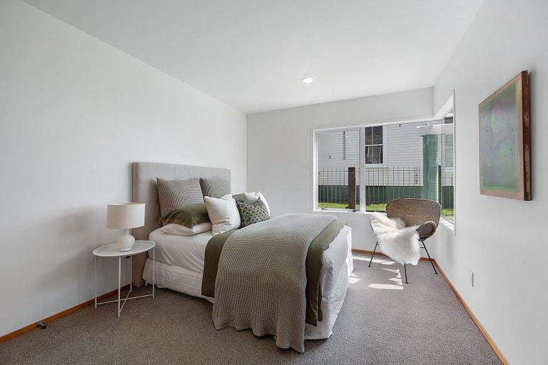 Photo of property in 30 Oxford Terrace, Coromandel, 3506