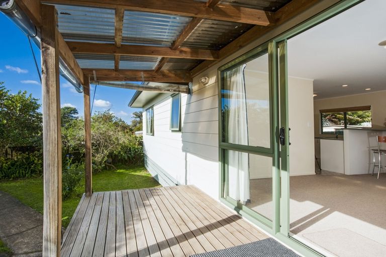 Photo of property in 33 Cutler Street, New Lynn, Auckland, 0600