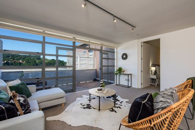 Photo of property in Vespa Apartments, 501/20 Hanson Street, Mount Cook, Wellington, 6021