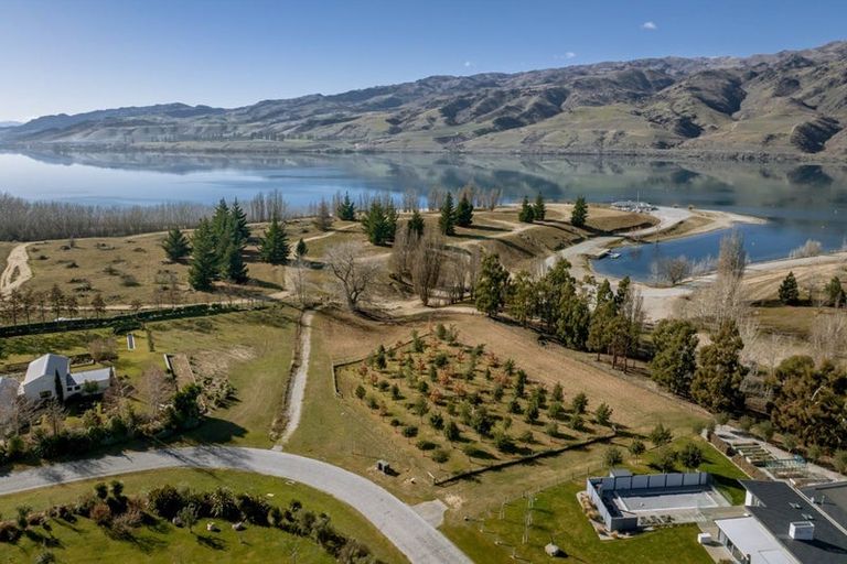 Photo of property in 11 Thelma Place, Cromwell, 9384