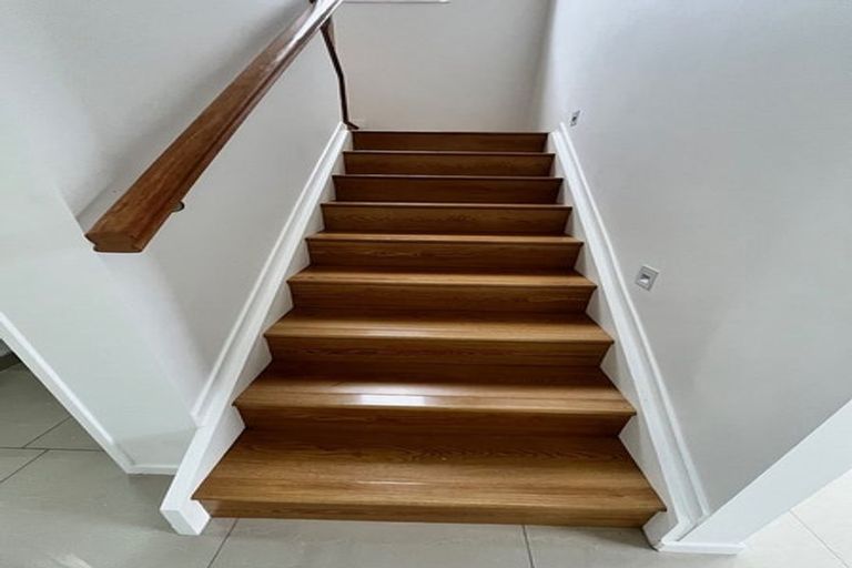 Photo of property in 28 Tiraumea Drive, Pakuranga, Auckland, 2010