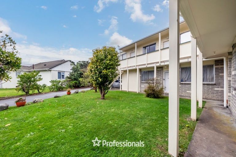 Photo of property in 3/19 Pirie Crescent, Moera, Lower Hutt, 5010