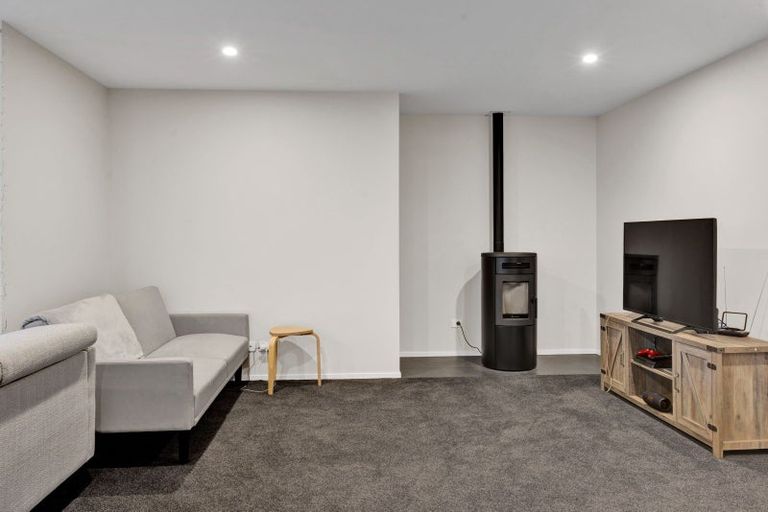 Photo of property in 9 Midsummer Avenue, Stratford, 4332