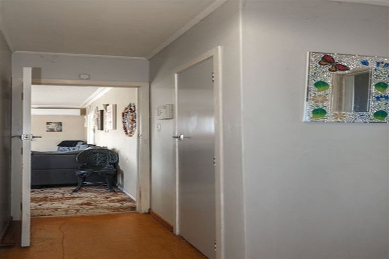 Photo of property in 8 Mcvie Road, Huntly, 3700