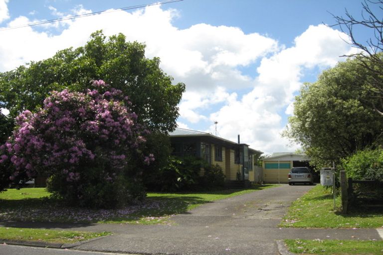 Photo of property in 5 Glenburn Place, Papakura, 2110