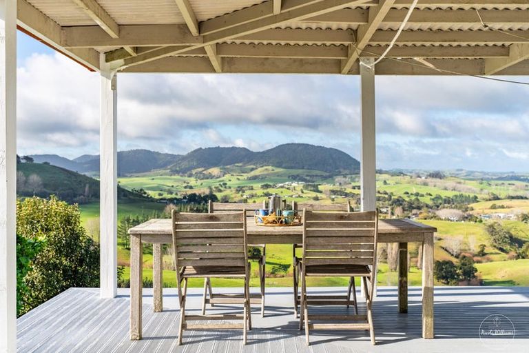 Photo of property in 24 Totara Rise, Maungaturoto, 0588
