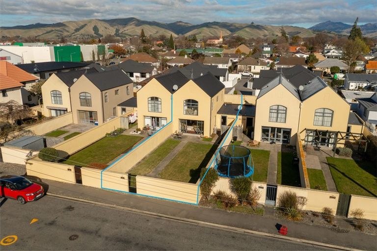 Photo of property in 97 Charles Street, Blenheim, 7201